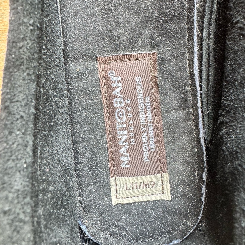 Minnetonka Black Suede Moccasin Flats - Picture 6 of 6